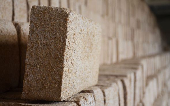 1516701103054099874.jpg 1516701103054099874.jpg